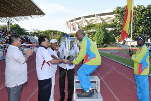 KL16_06102013_PIALA_KPN