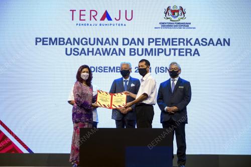 KL16_06122021_PM