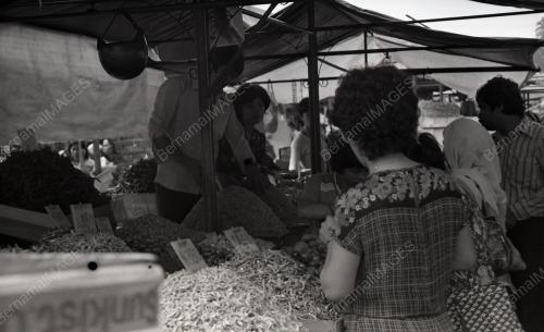 KL16_07012015_PENIAGA_PASAR