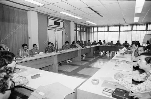 PERSIDANGAN