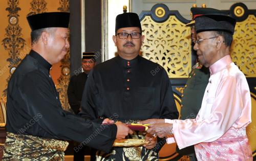 KL16_07032016_AGONG