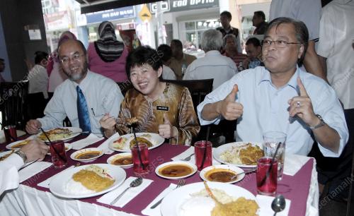 DATUK SERI ISMAIL SABRI YAAKOB