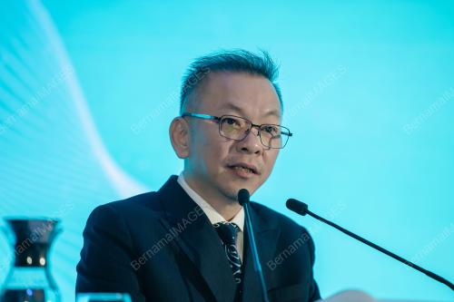 DATUK CHAN FOONG HIN