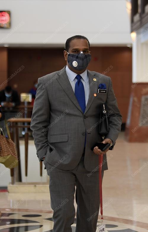 PERSIDANGAN PARLIMEN PENGGAL KETIGA 