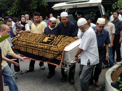 PENYANYI SEHA MENINGGAL DUNIA