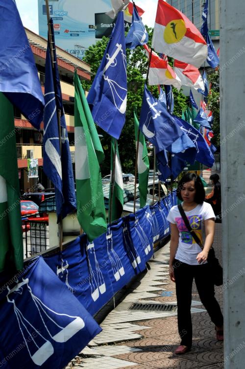 KL16_08052012_BENDERA