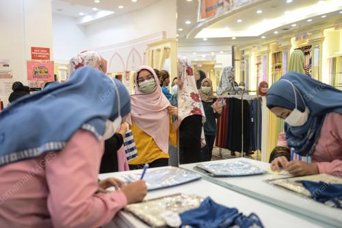 PERSIAPAN AIDILFITRI