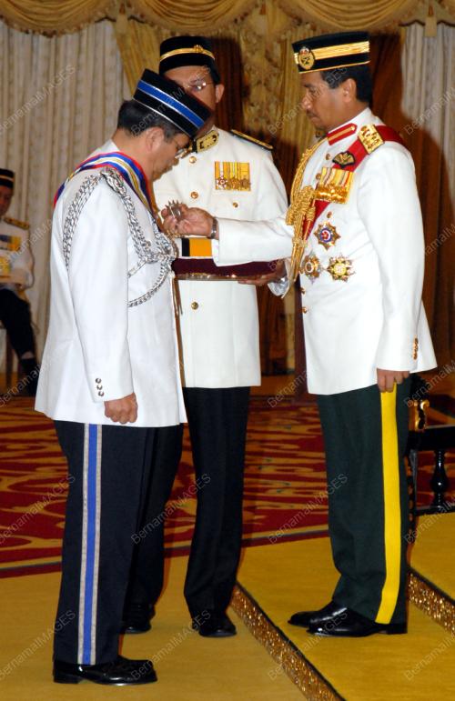 TUANKU MIZAN ZAINAL ABIDIN