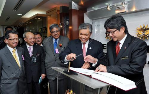 DATUK SERI DR AHMAD ZAHID HAMIDI