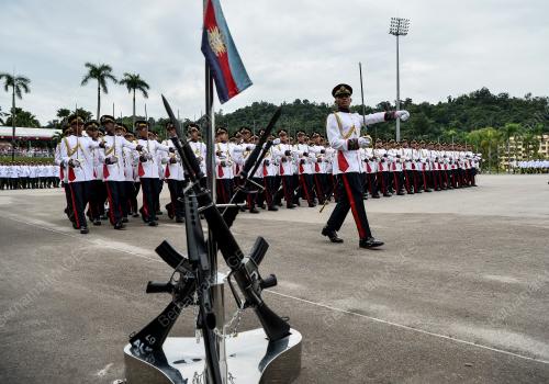 ISTIADAT PERBARISAN PERTAULIAHAN DIRAJA DAN PEMGURNIAAN WATIKAH