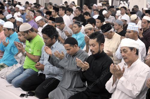 KL16_09032014_SOLAT_HAJAT