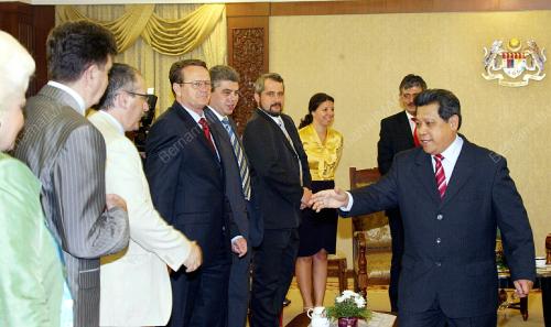 PANDIKAR AMIN MULIA