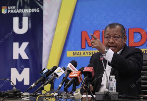 PROF TAN SRI DR NOOR AZLAN GHAZALI