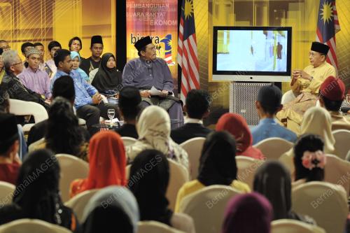 DATUK SERI UTAMA DR RAIS YATIM