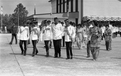 KL16_09092015_KADET_AGONG