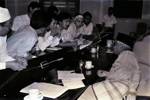 JULAI 1990 D