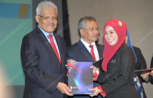 KL16_10042017_SKM_APC