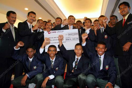 SHAMSUL ANUAR NASARAH
