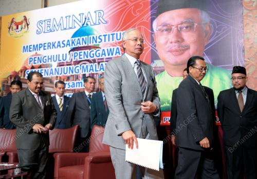 KL16_10072012_PENGHULU4