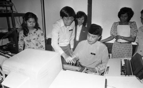 KL16_10081984_KHALIL
