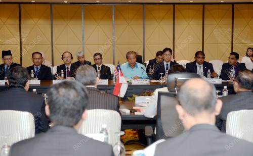 KL16_10102015_JCBC