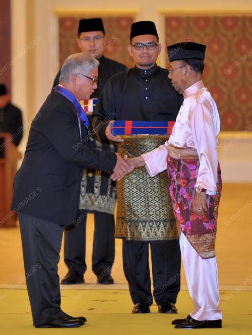 KL16_10112015_AGONG