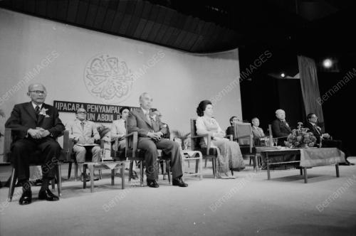 ANUGERAH YAYASAN TUN ABDUL RAZAK