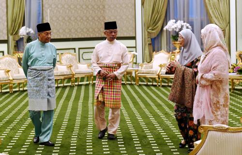 KL16_11052019_AGONG_BN201905109277