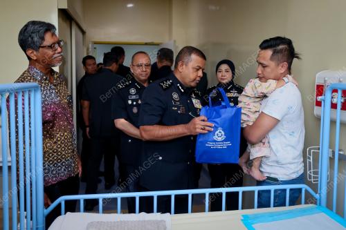 TAN SRI AYOB KHAN MYDIN PITCHAY