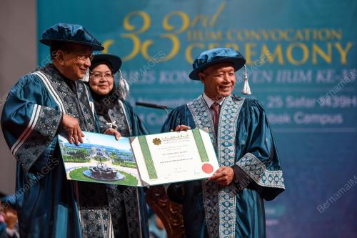 KL16_11112017_KONVOKESYEN_BN201711100964