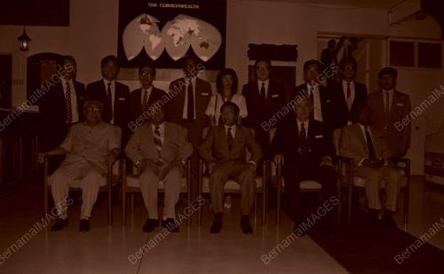KL16_120390_COMMONWEALTH