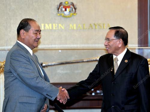 KL16_12032012_PARLIMEN