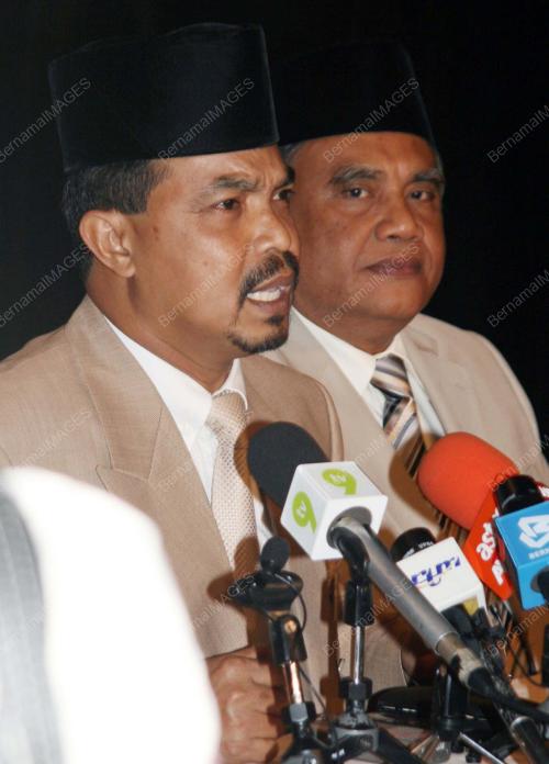 JAMIL KHIR BAHAROM