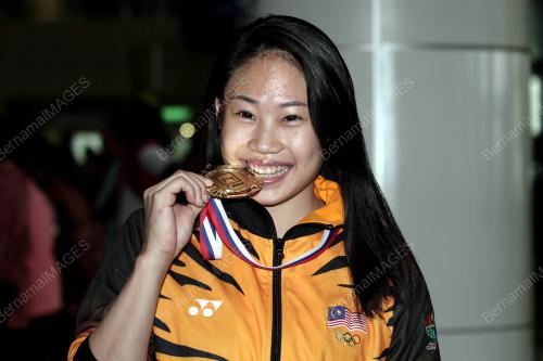 KL16_12042016_PINGAT_EMAS