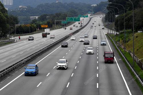 TINJAUAN ALIRAN TRAFIK