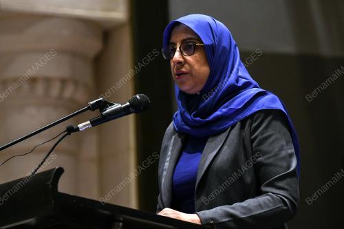 LATHEEFA KOYA