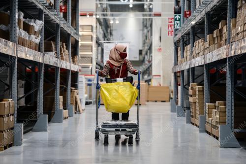 PERSONAL SHOPPER
