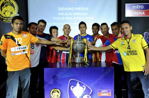 KL16_13072014_BOLA