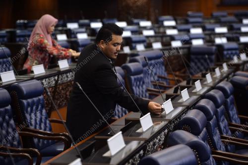 KL16_13072018_PARLIMEN_BN201807092705
