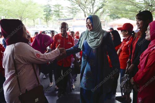 KL16_13092018_DERMA_DARAH