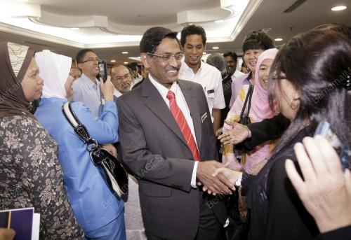 DR S.SUBRAMANIAM