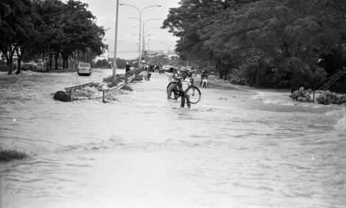 BANJIR KILAT DI JALAN TUN ABDUL RAZAK