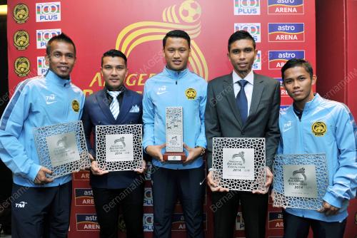 KL16_13112014_BOLA