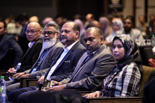 KL16_13112019_CX_SUMMIT_BN201911127437