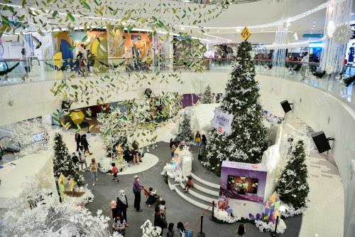 TINJAUAN HARI KRISMAS