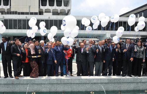 KL16_14032017_PARLIMEN