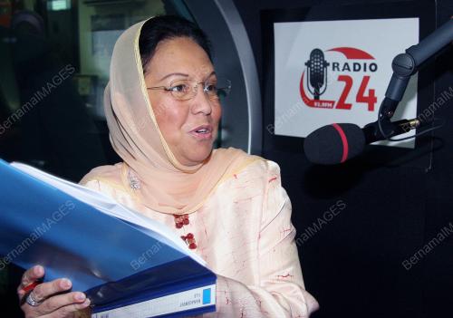 TUN JEANNE ABDULLAH