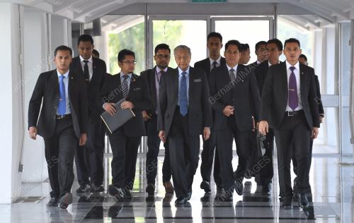 KL16_14082018_PARLIMEN_BN201808135720