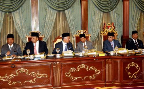 TUANKU MIZAN ZAINAL ABIDIN