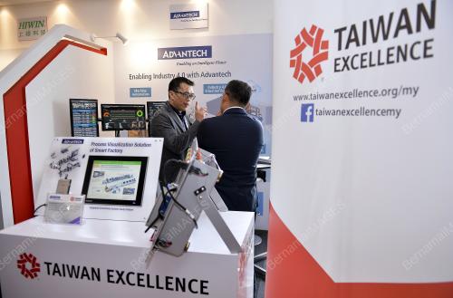 KL16_14112018_ELVIN_NG